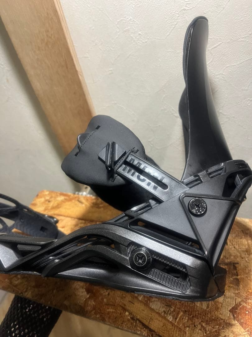SALOMON black eddition！ DISTRICT Mサイズ