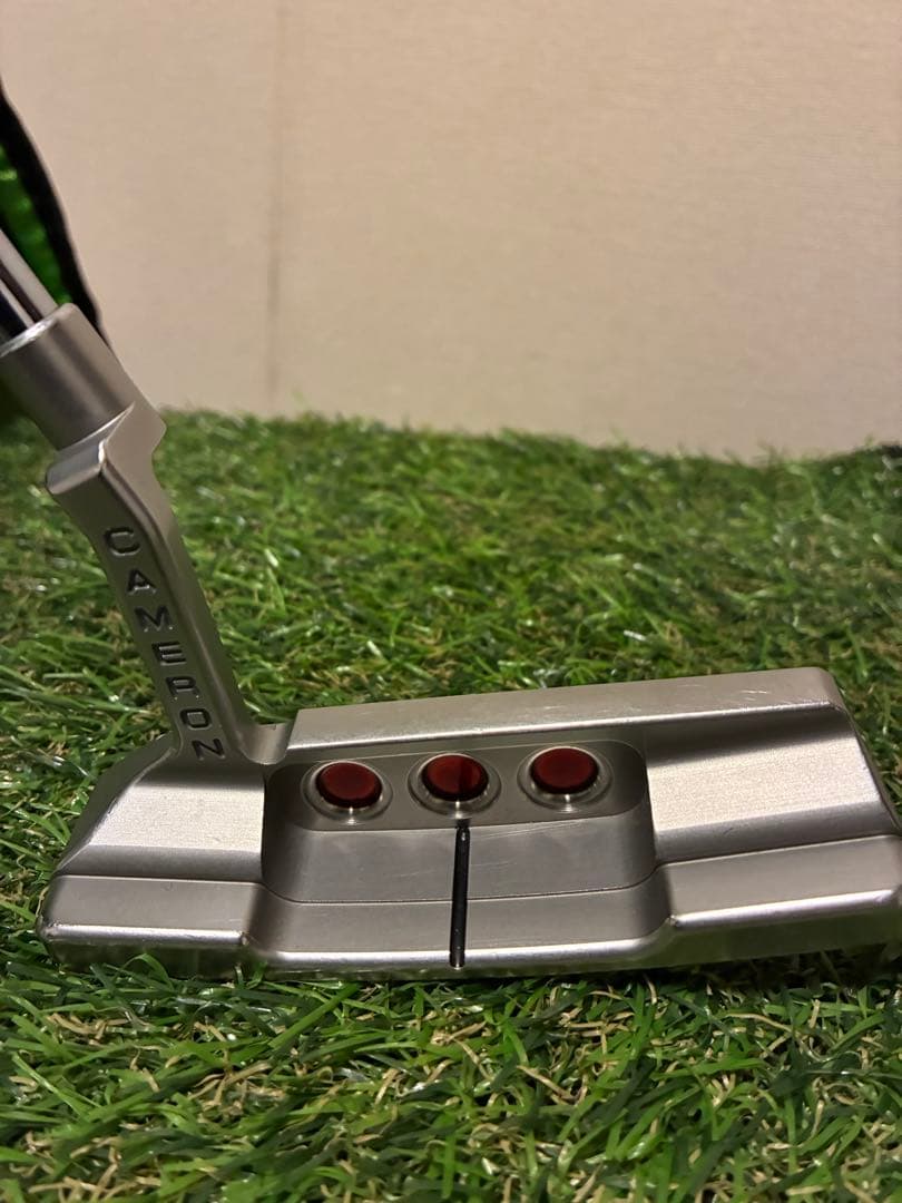 SCOTTY CAMERON パター 赤グリップ　セレクトニューポート2
