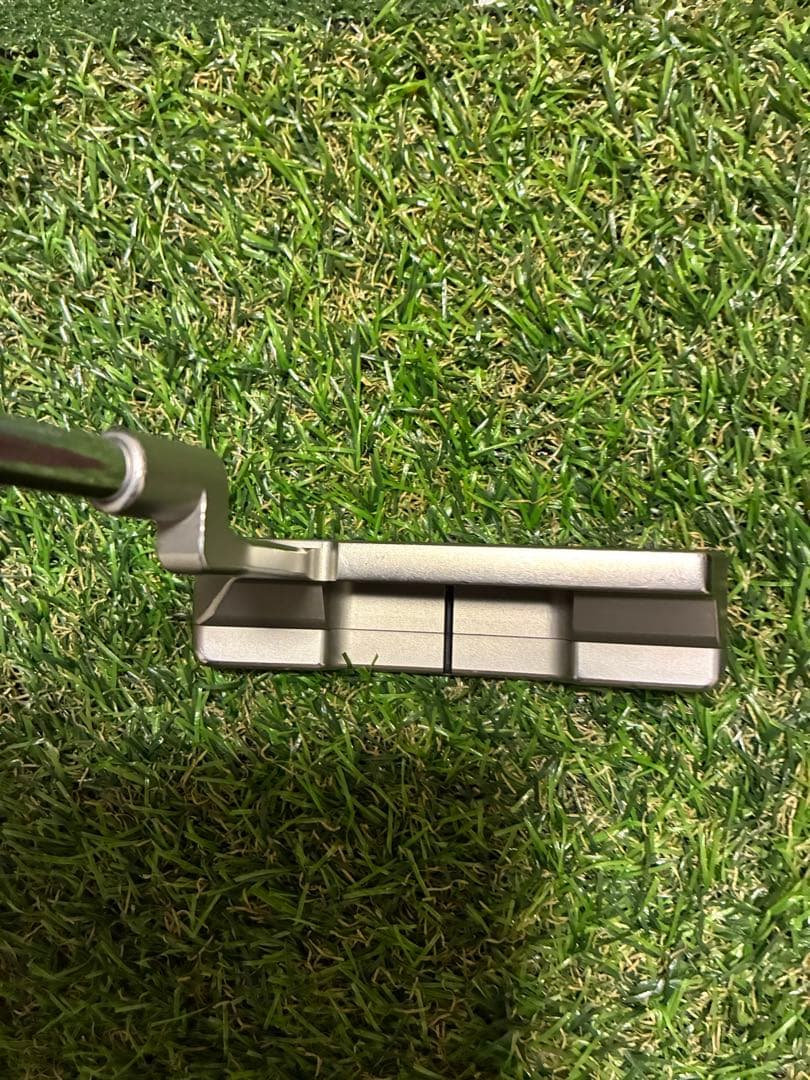 SCOTTY CAMERON パター 赤グリップ　セレクトニューポート2