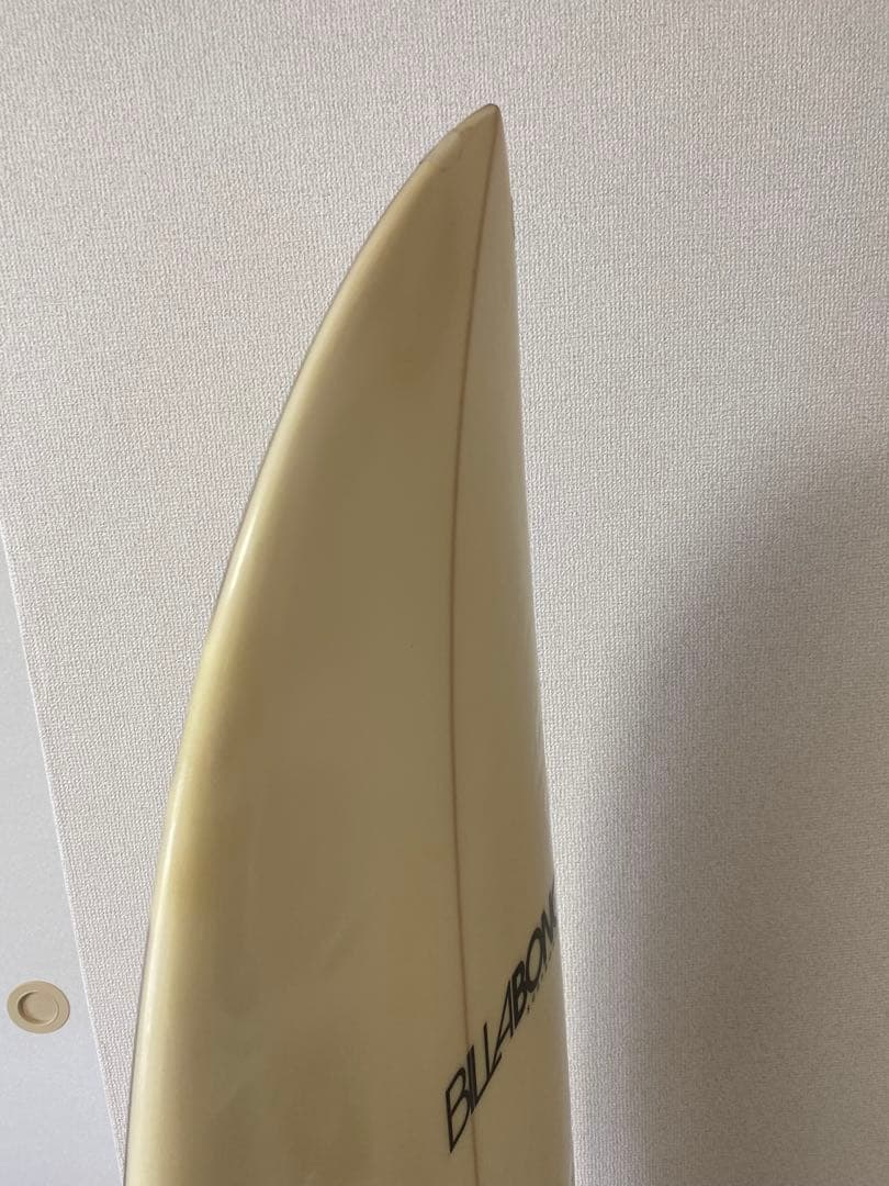 BILLABONG SURFBOARD 5’6”