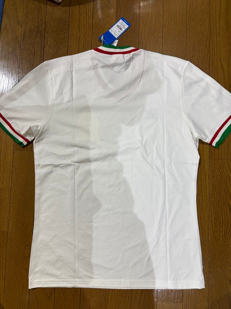 新品　Tシャツ アディダス オリジナル　XL 販売価格14300円