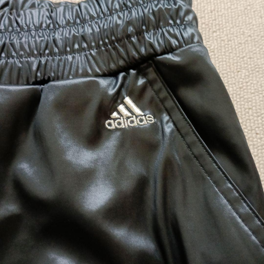 新品同様　　adidas フード付き　上下　 S