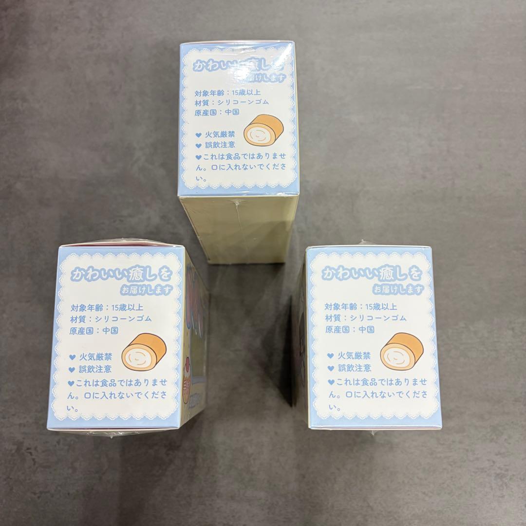 MoMo モモ　ロールケーキ3個セット　オル味　抹茶味　グアバ　スクイーズ