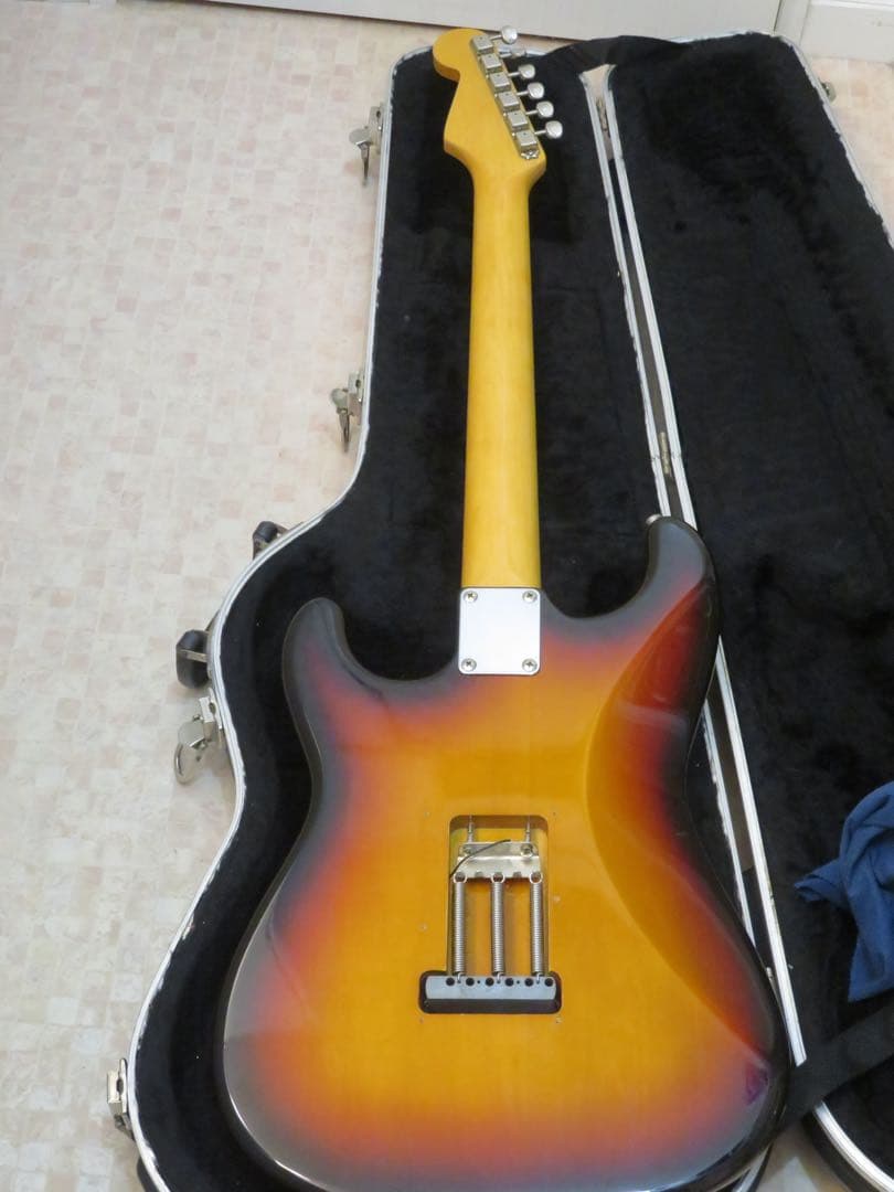 Fender Japan ST-62TX (USAハードケース付き)