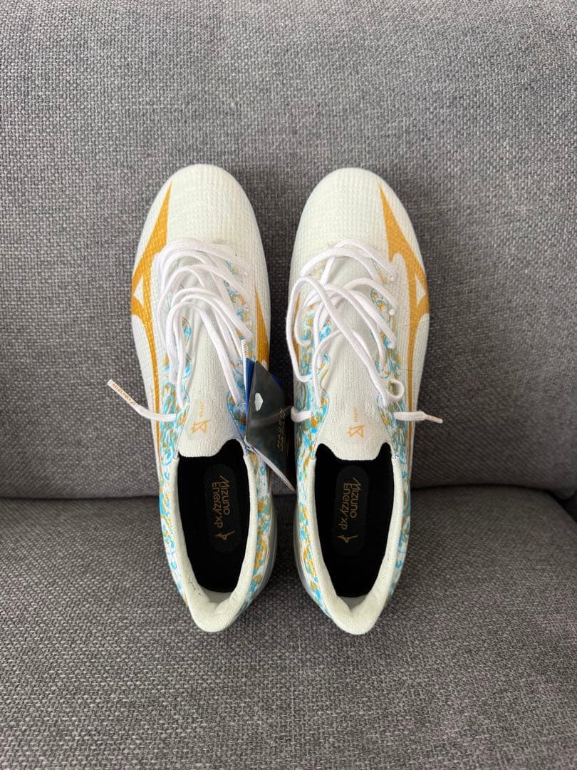 Mizuno α超限定モデル！27センチ 即完サイズ！ 早い者勝ち！