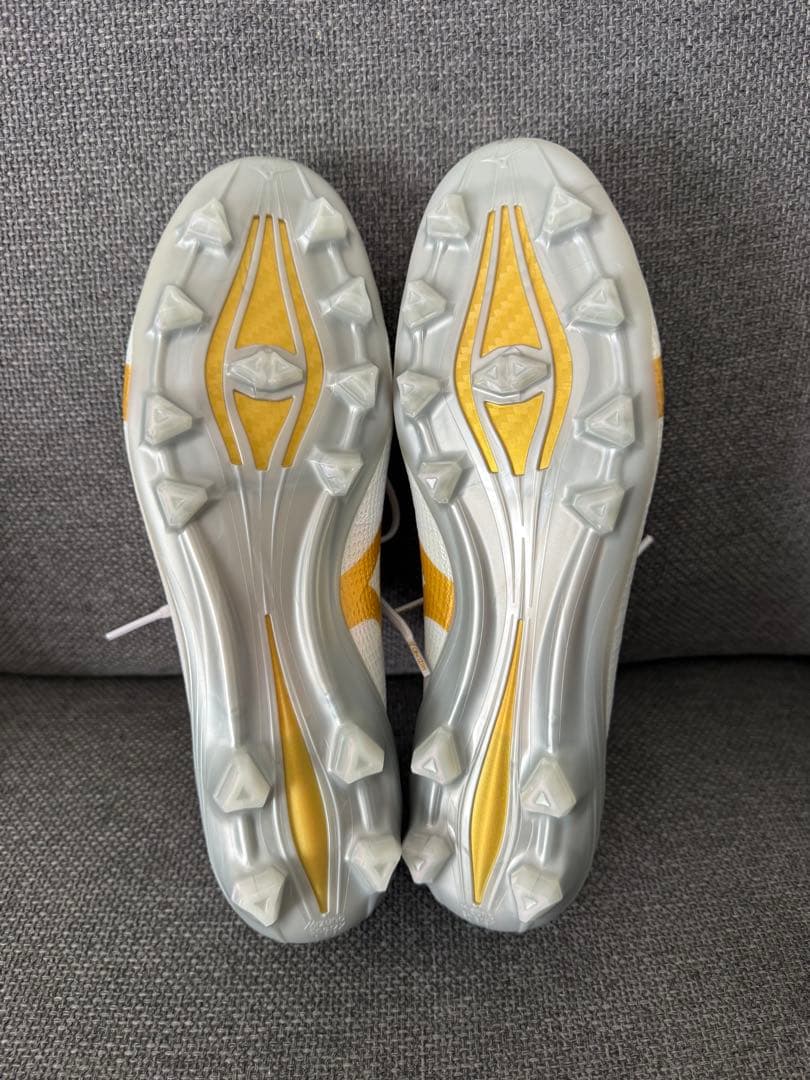 Mizuno α超限定モデル！27センチ 即完サイズ！ 早い者勝ち！