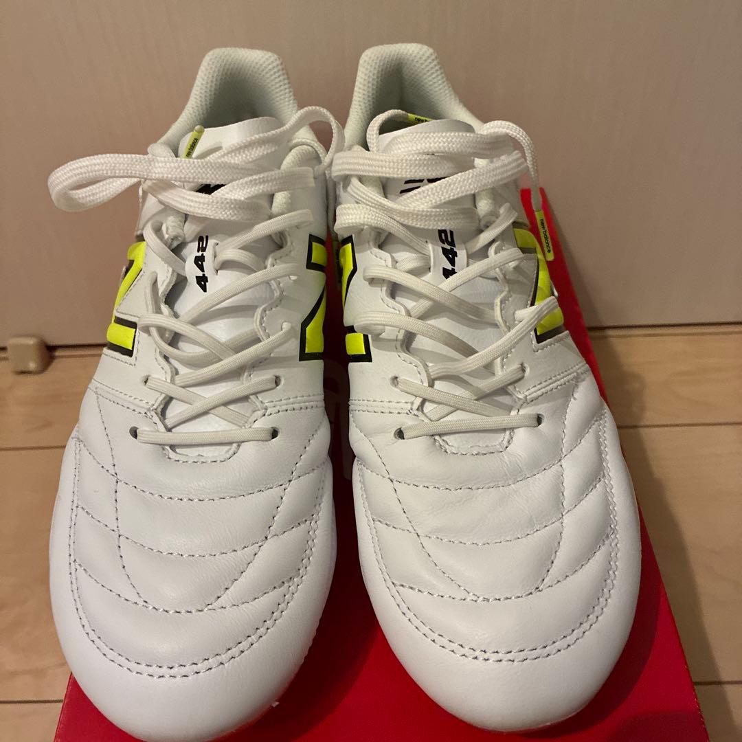 New Balance サッカースパイク シューズ