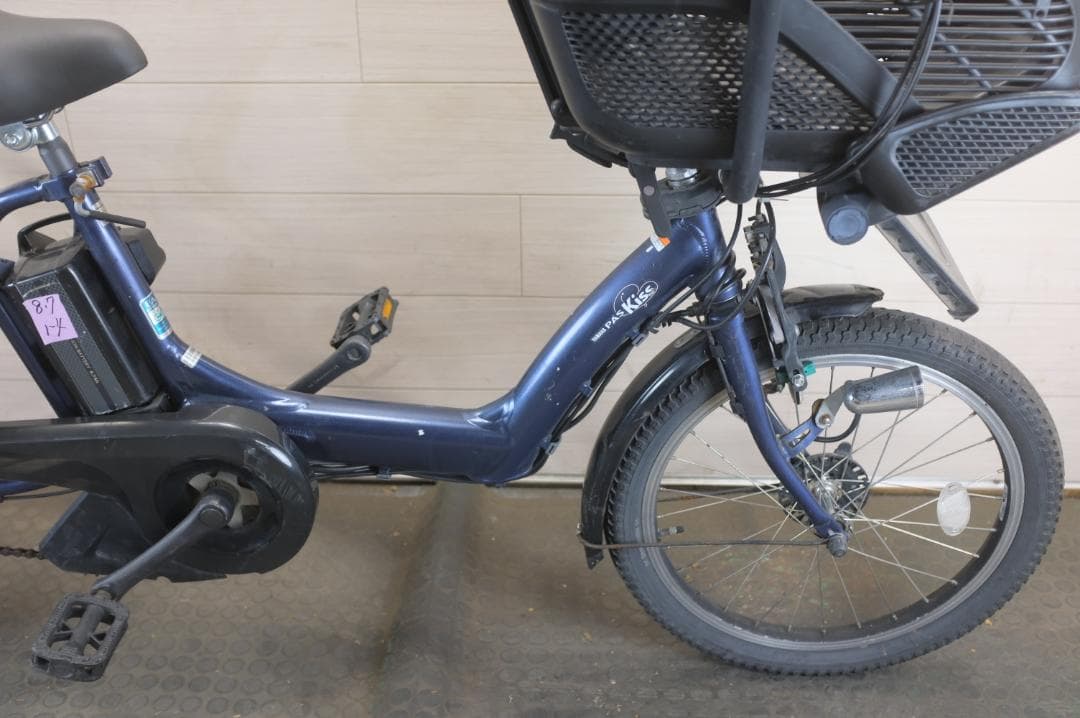 電動自転車ヤマハPAS　KISS　20インチ　3段8.7Ah（4点灯）充電器あり
