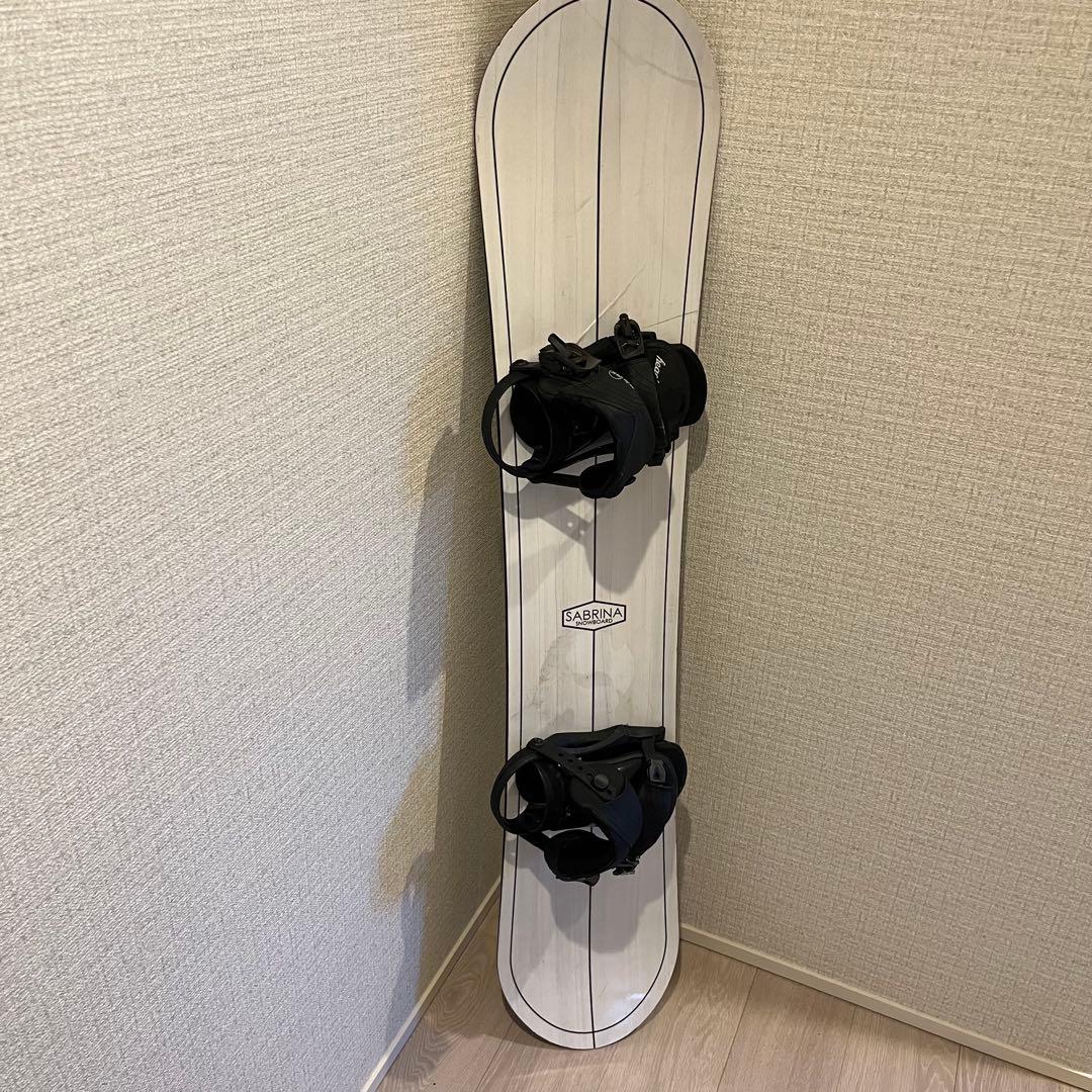 サブリナ　SABRINA 139cm ビンディング付き　スノボー