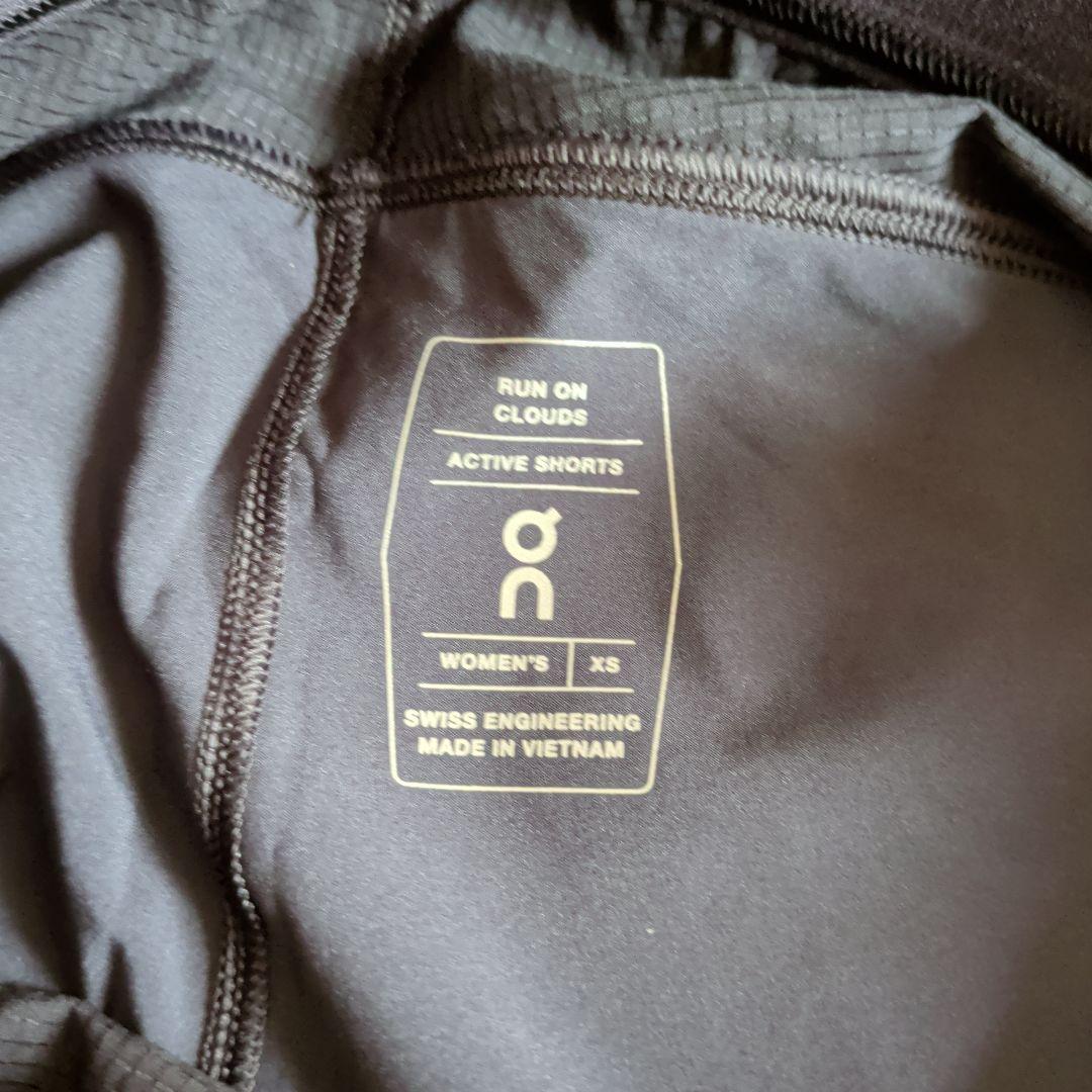 On Active Shorts のパンツ　XS