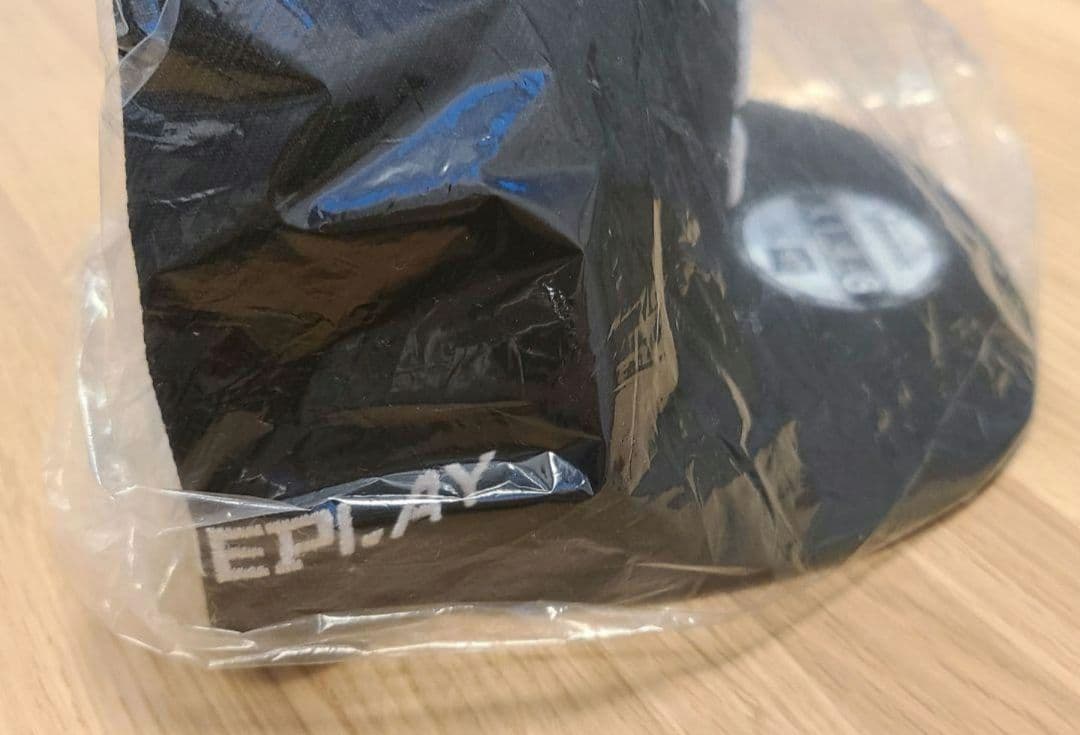 シュアプレイ ニューエラ 牧秀悟選手 キャップ ブラック Sロゴ 新品未使用