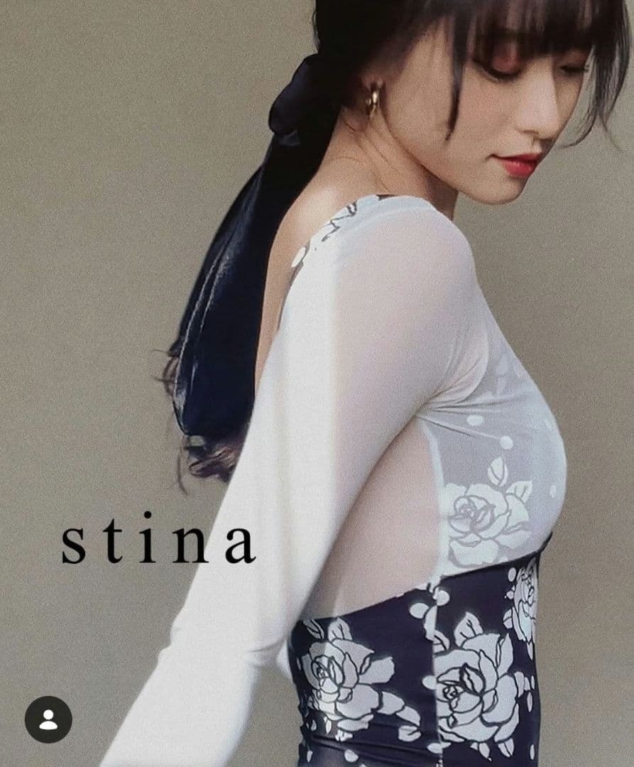 stina レオタード Mサイズ