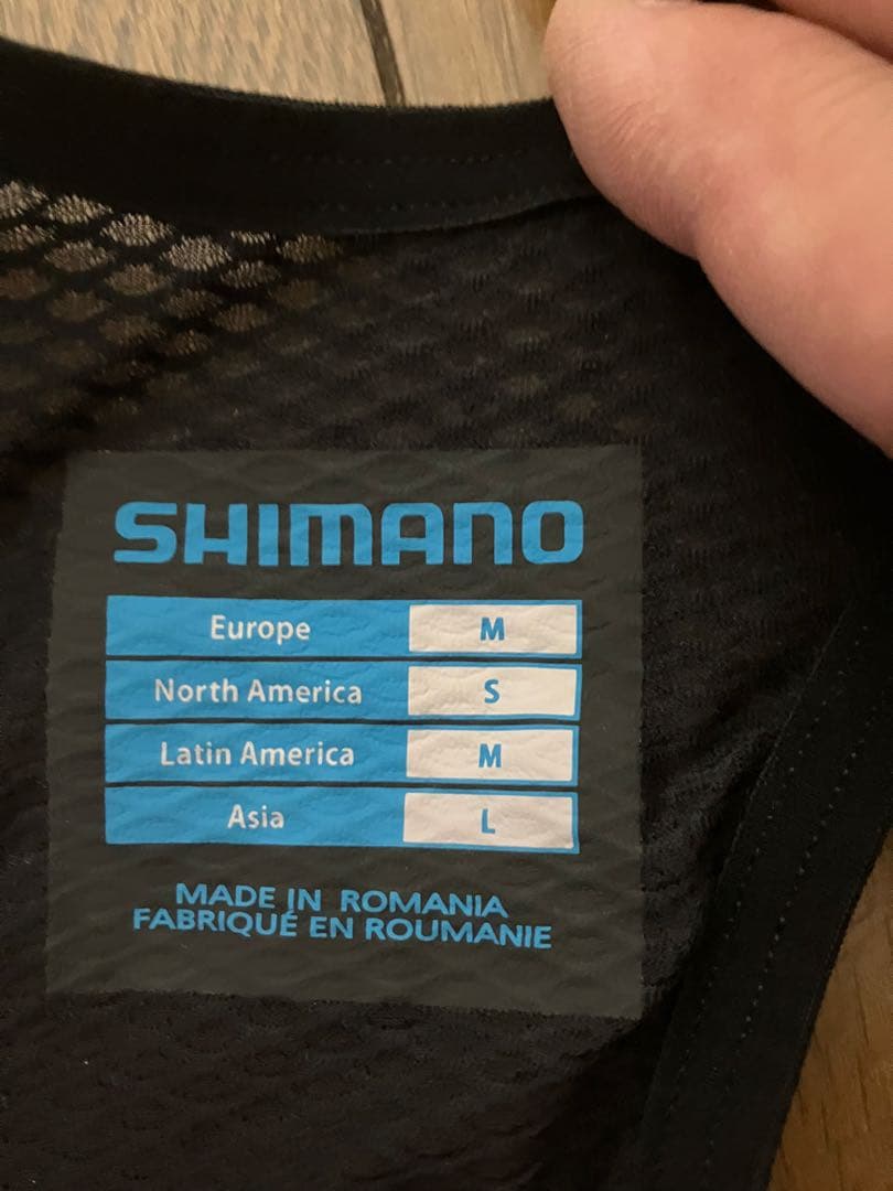 新品　SHIMANO ブラック ビブタイツ Asia L