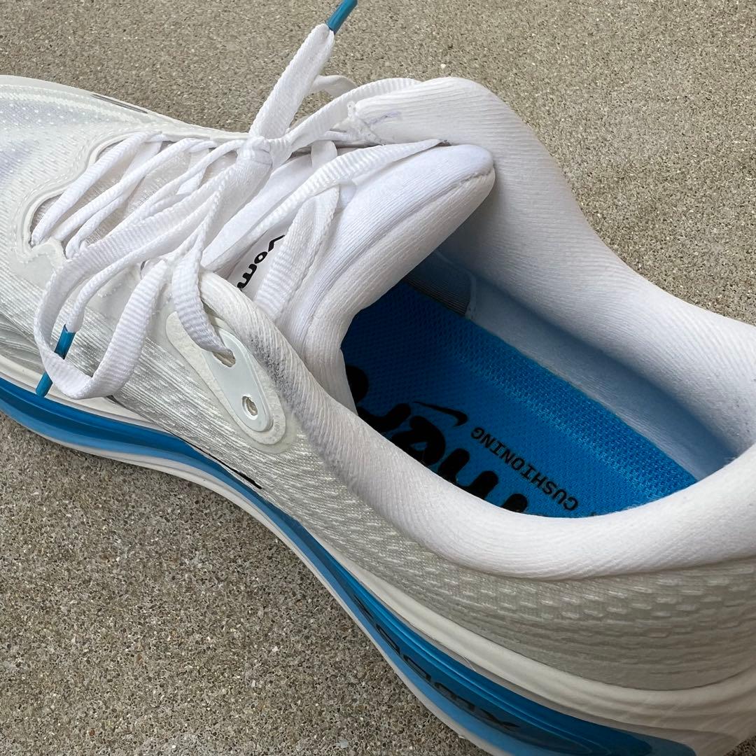 ナイキ ボメロプラス 27.5cm ランニングシューズ