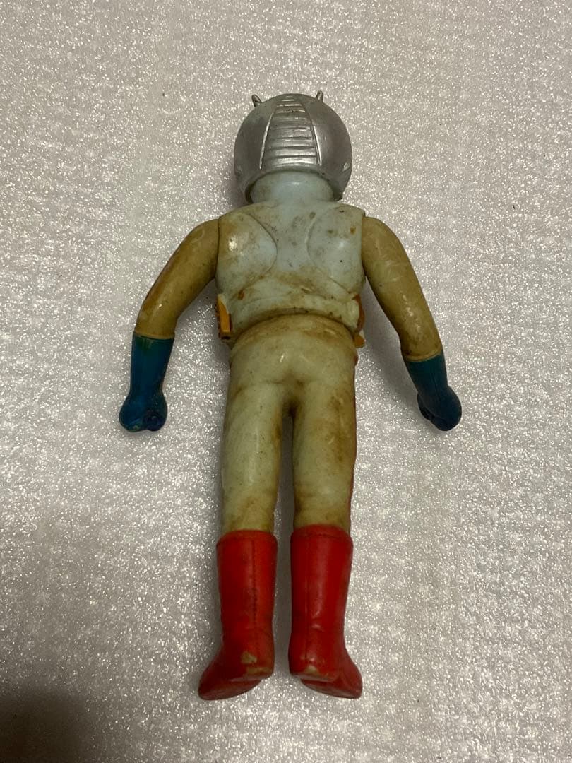 仮面ライダーX／ソフビ人形。【汚れ有り　高さ／14cm程の人形となります】。