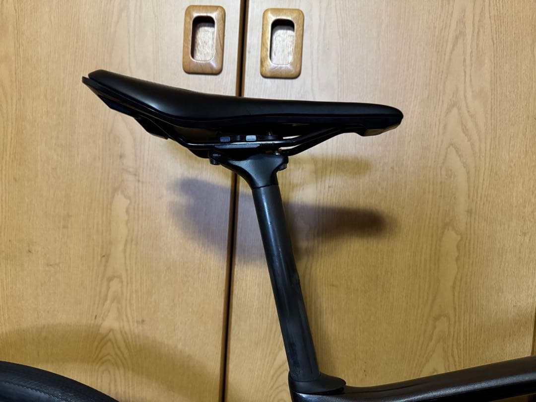 GIANT DEFY ADVANCED 1 2023 年　12速　105Di2