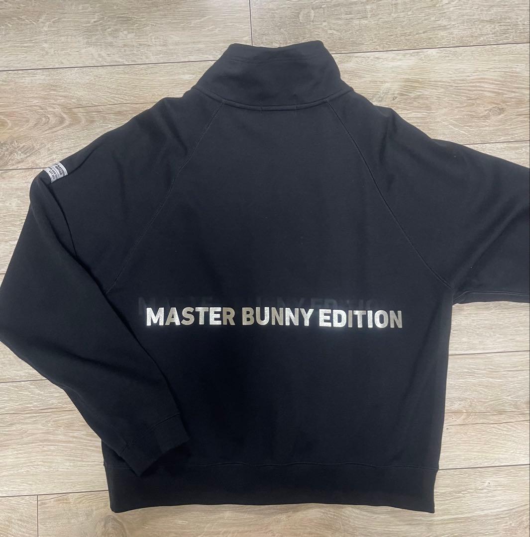 MASTER BUNNY EDITION ブラックパーカー