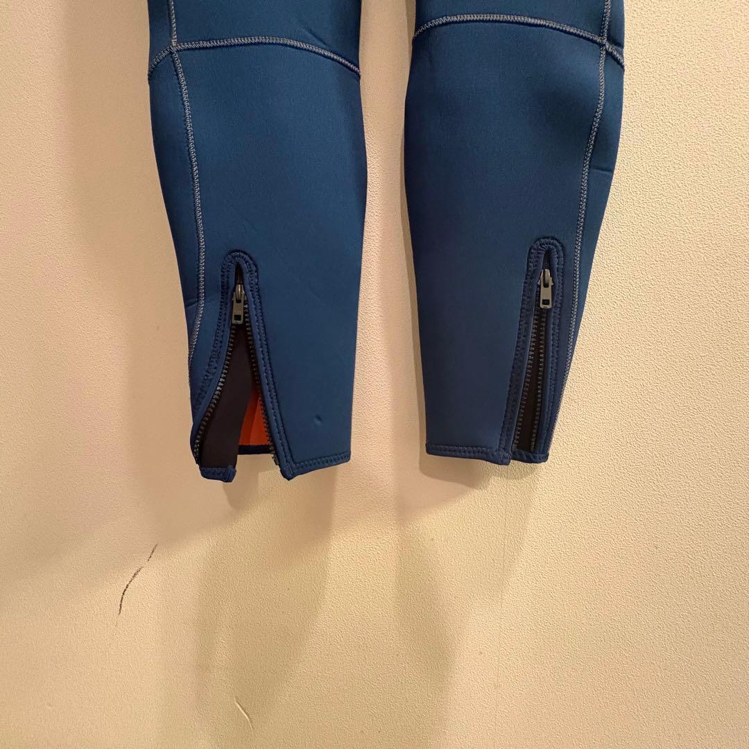 Grush ウェットスーツ MLサイズ