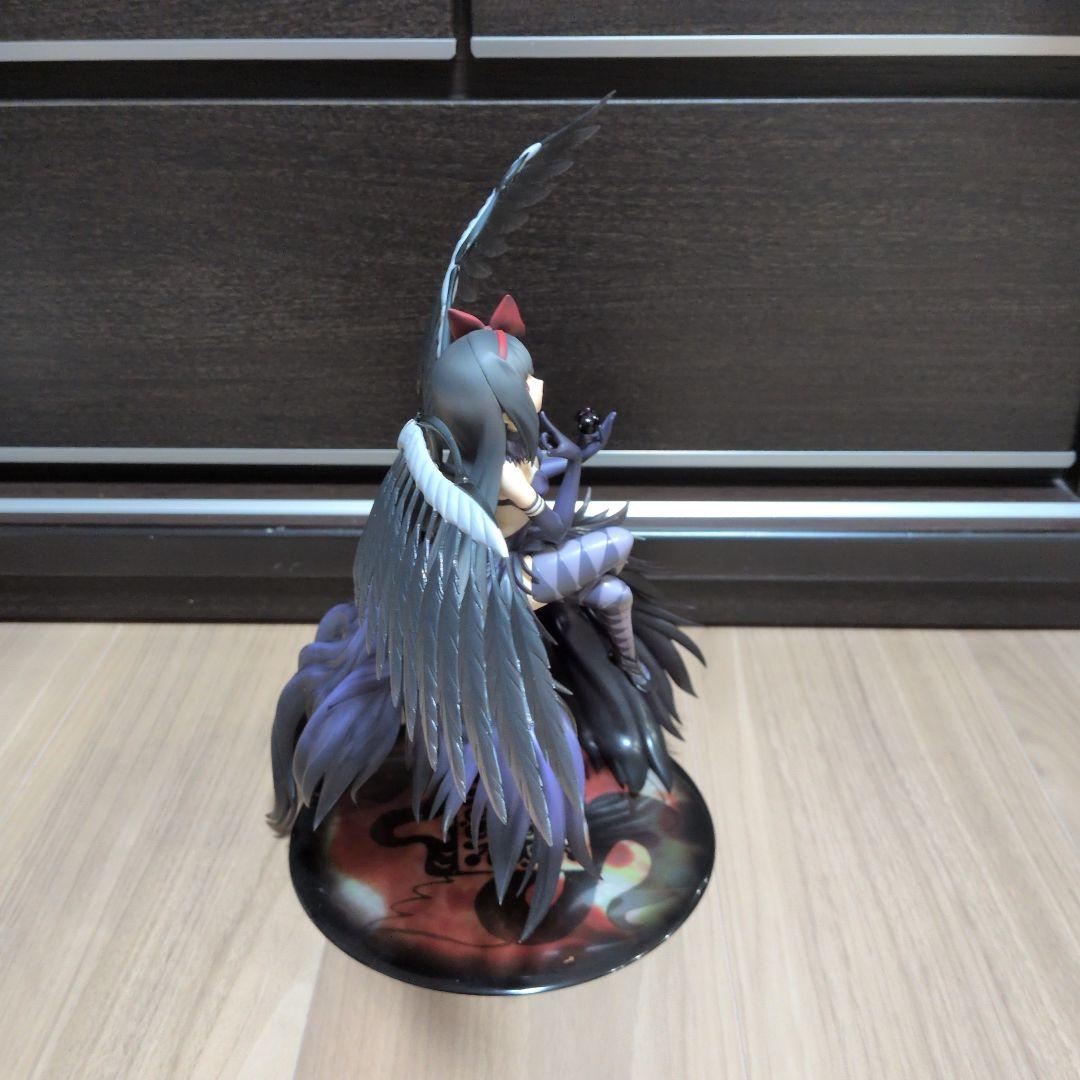 魔法少女まどか☆マギカ 叛逆の物語 悪魔ほむら 1/8スケールフィギュア