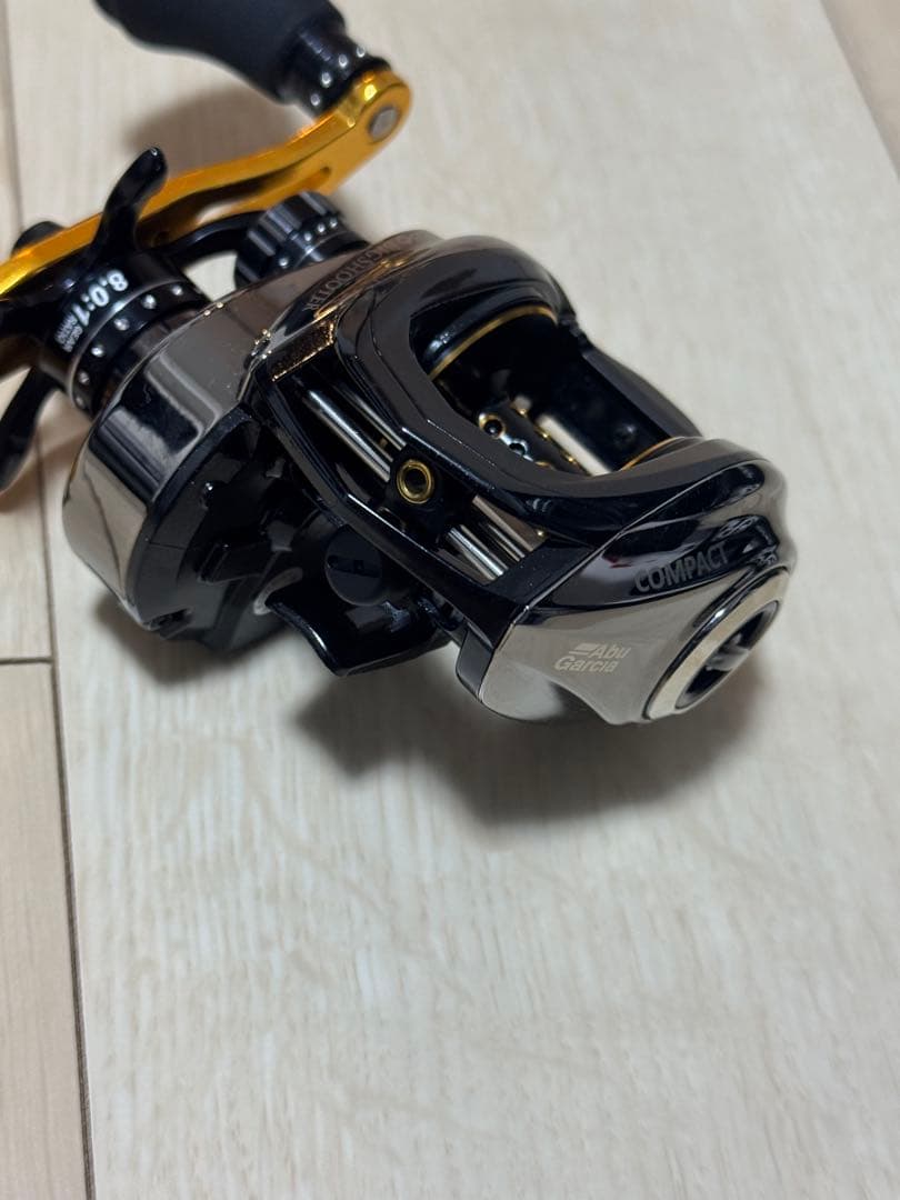 アブガルシア REVO BIGSHOOTER　COMPACT 8/7