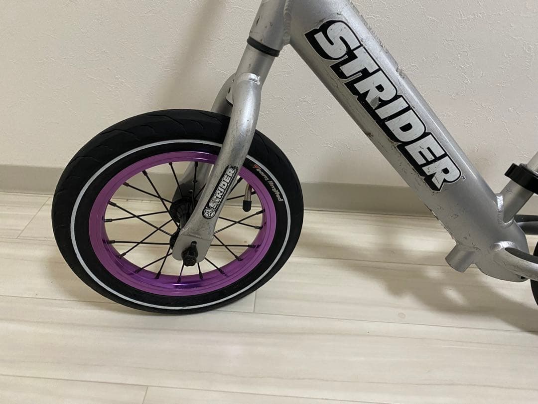 特価！ ストライダープロ　社外品多数　STRIDER ランバイク