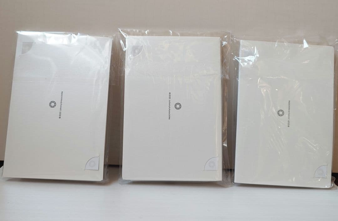 嵐5×20　金/銀/赤のスワロフスキー3色セット　非売品