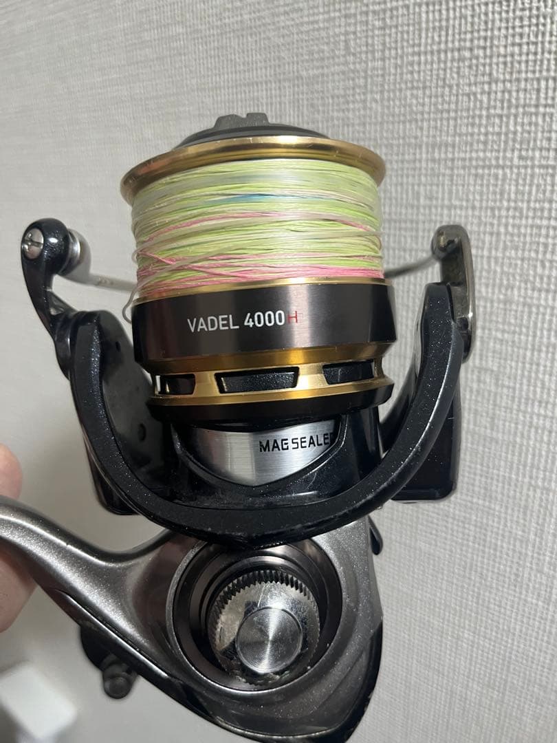 DAIWA VADEL 4000Hスピニングリール