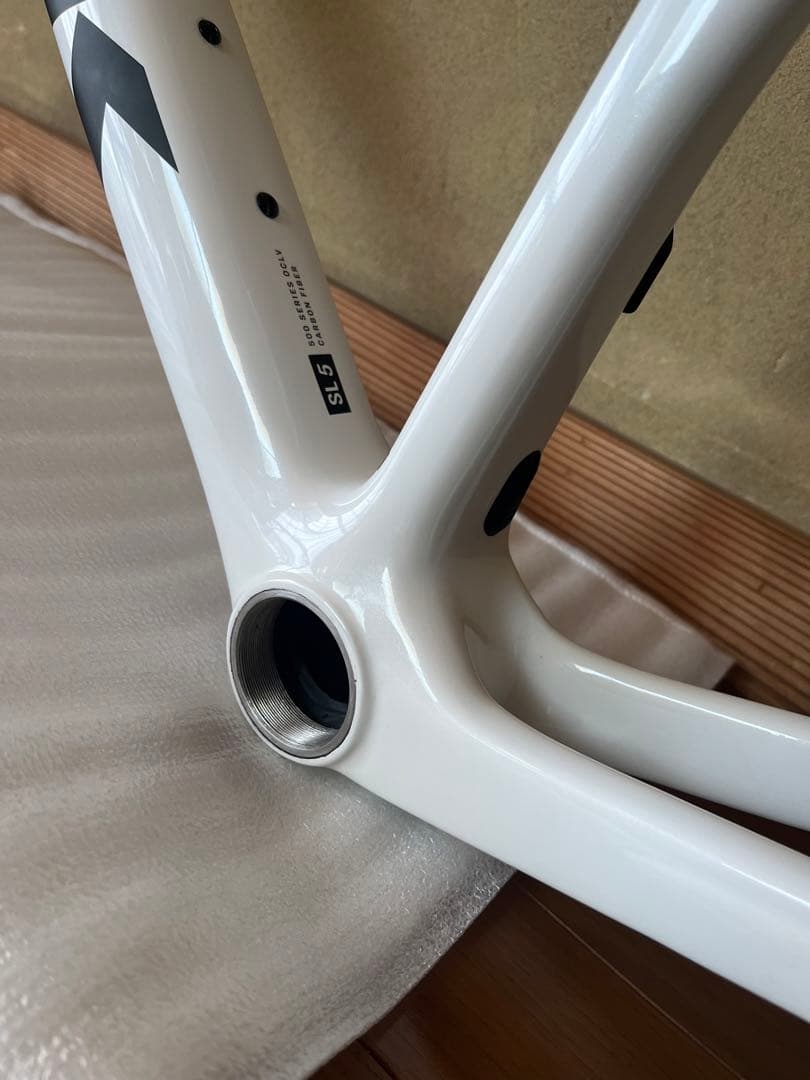 【美品】TREK トレック Madone マドンSL5 Gen8 フレームセット