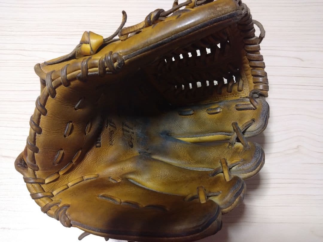 ミズノ　グローバルエリート硬式グローブ