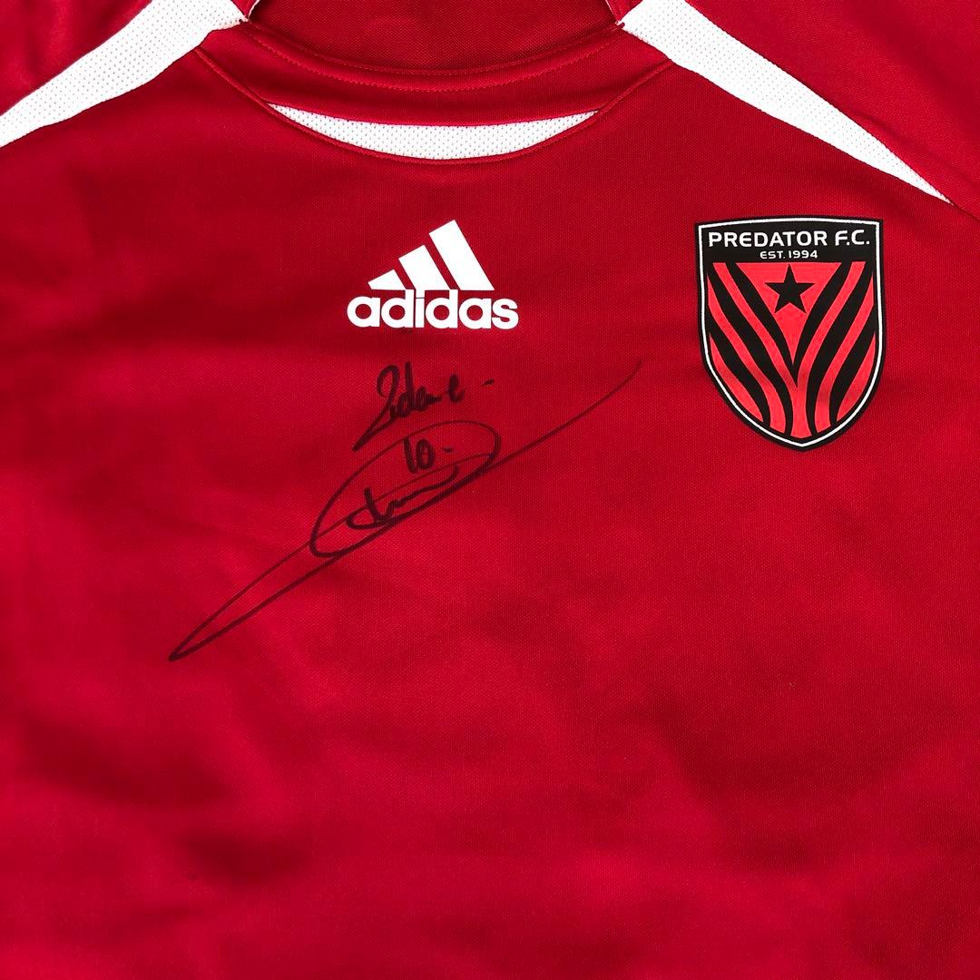 PREDATOR F.C 非売品　ジダン直筆サイン入りユニホーム