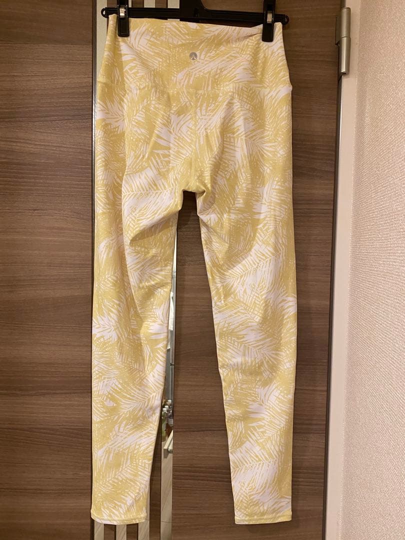 限定値下げLava sukala タンクトップレギンス　セットアップ　上下セット