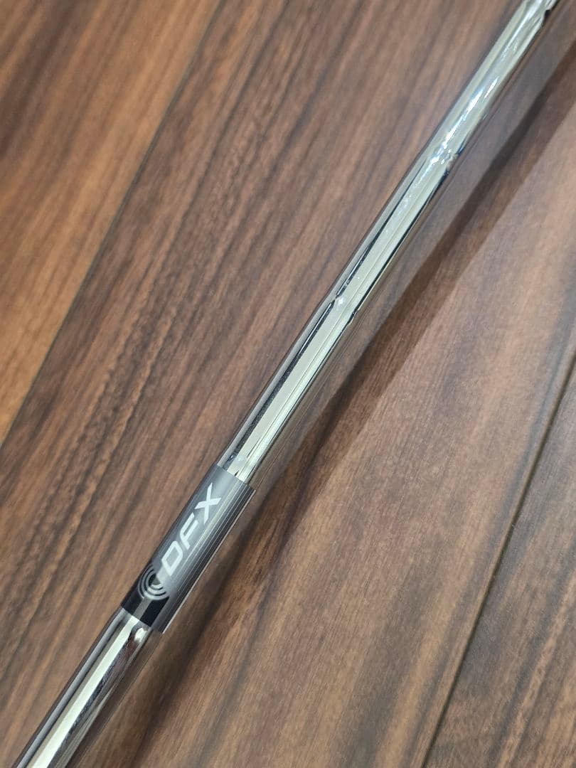Odyssey DFX V-Line Fang パター　34インチ