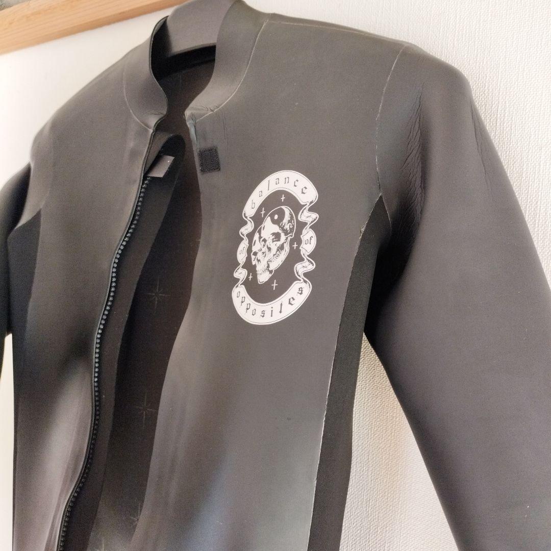 RVCA ブラック スカルデザイン タッパー 長袖　新品未使用