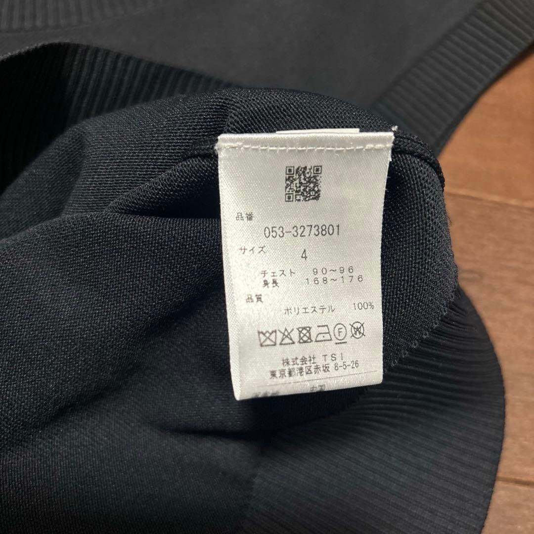 パーリーゲイツ後ろロゴ入り光栓ベスト4