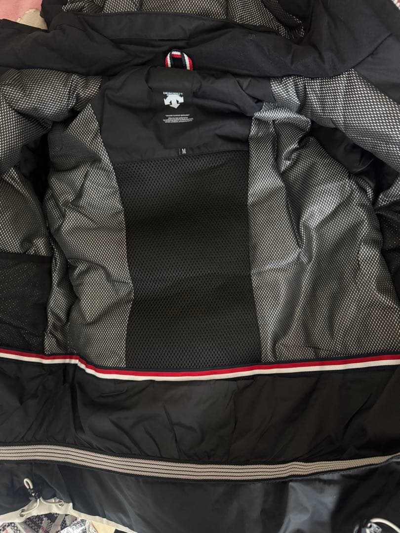 Descente x Audiコラボ　スキー　登山ウェア