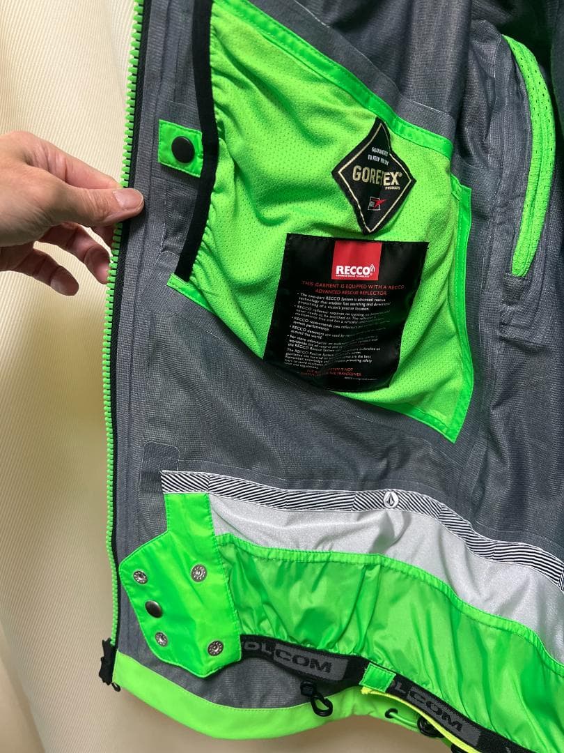 ボルコム ゴアテックスジャケット グリーン Gore-Tex Recco