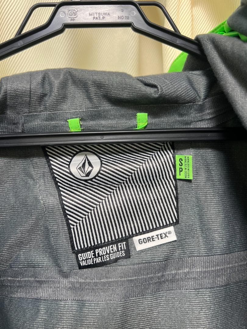 ボルコム ゴアテックスジャケット グリーン Gore-Tex Recco