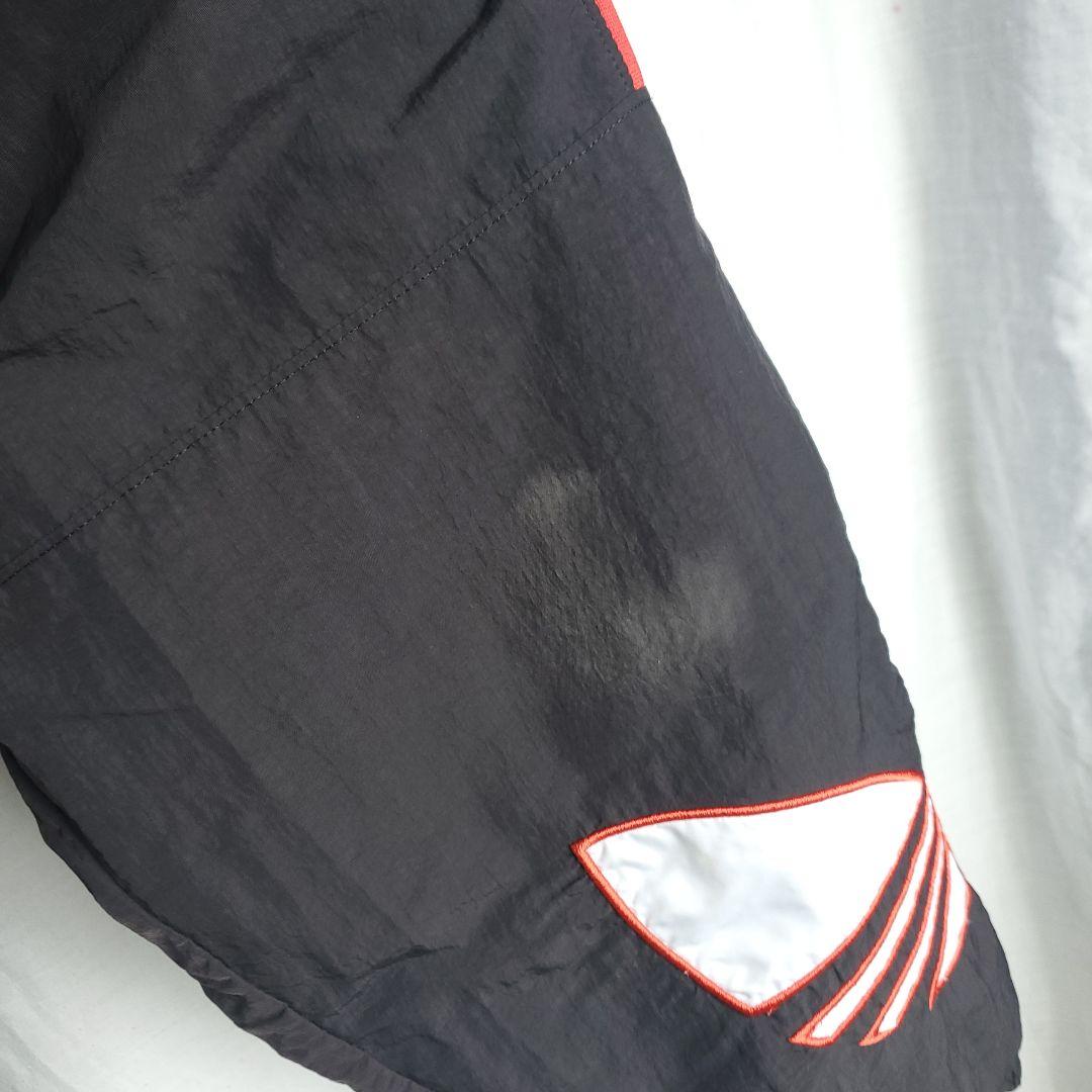 adidas アディダストリコロール　ナイロン パンツトラックパンツ ビッグロゴ