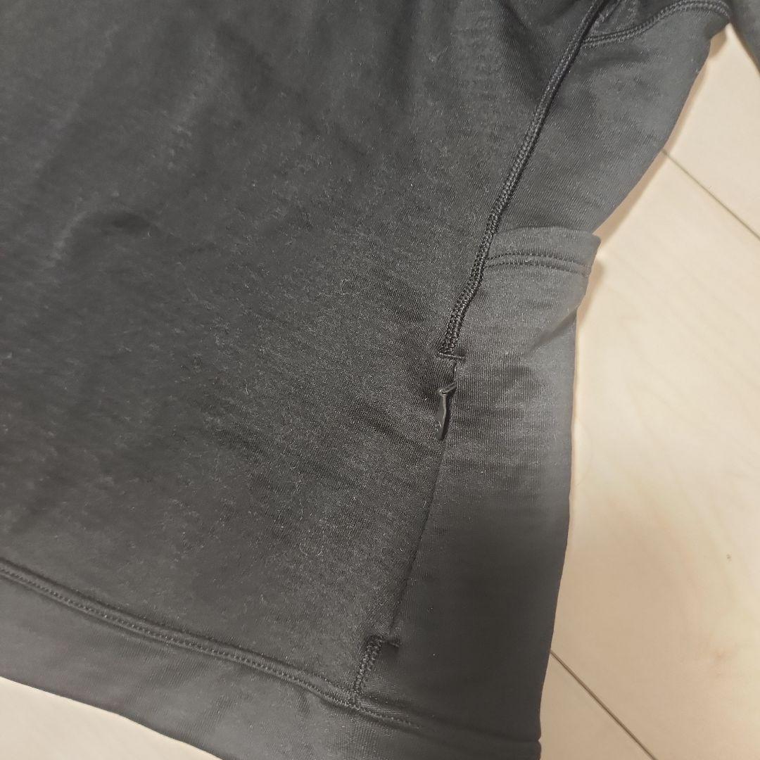 lululemon　ランニング　黒フーディー