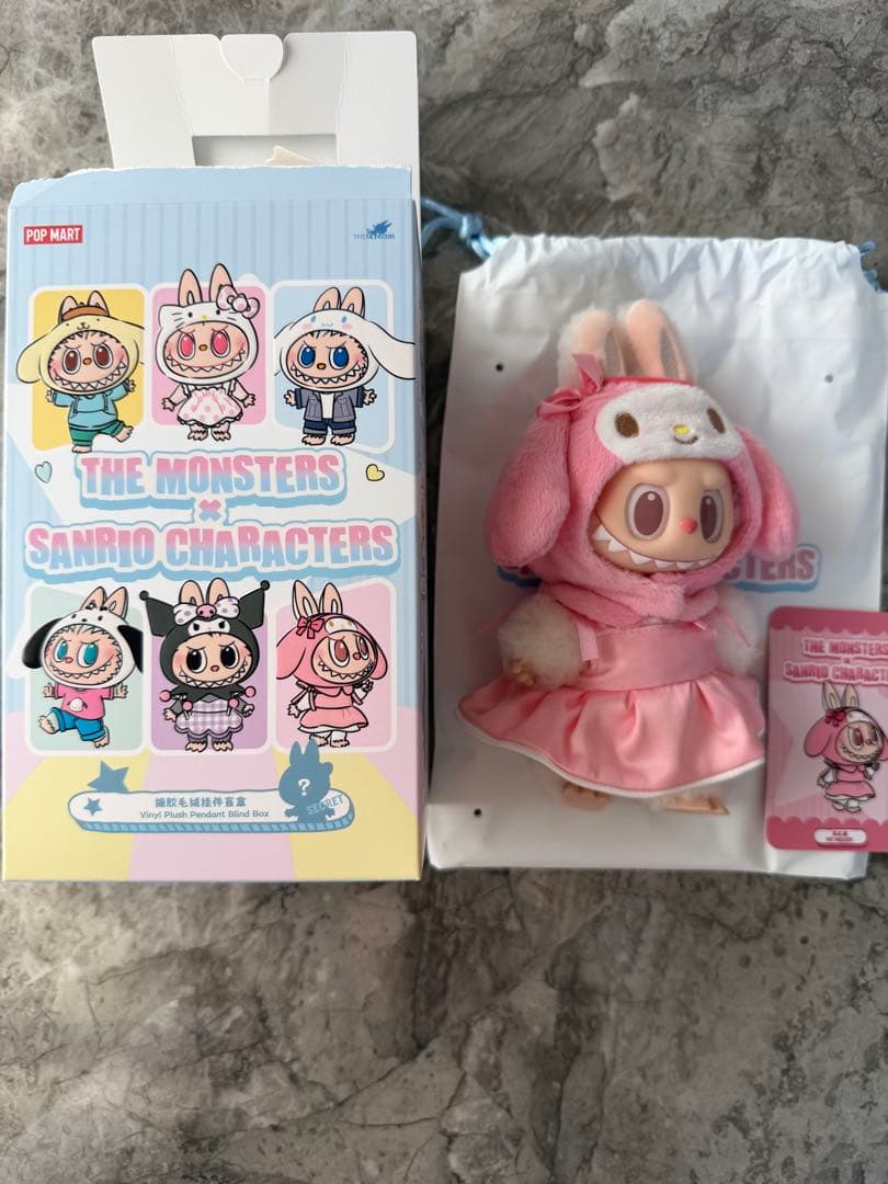 ラブブ　サンリオ　コラボ　クロミ　マイメロ