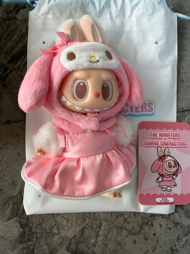 ラブブ　サンリオ　コラボ　クロミ　マイメロ