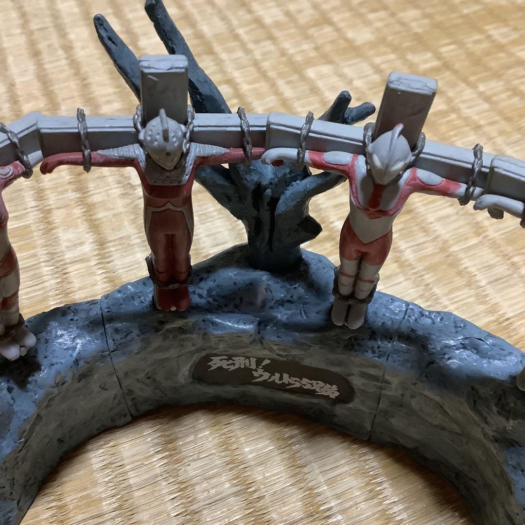 d*7様 ウルトラ怪獣名鑑戯画 死刑！ウルトラ5兄弟