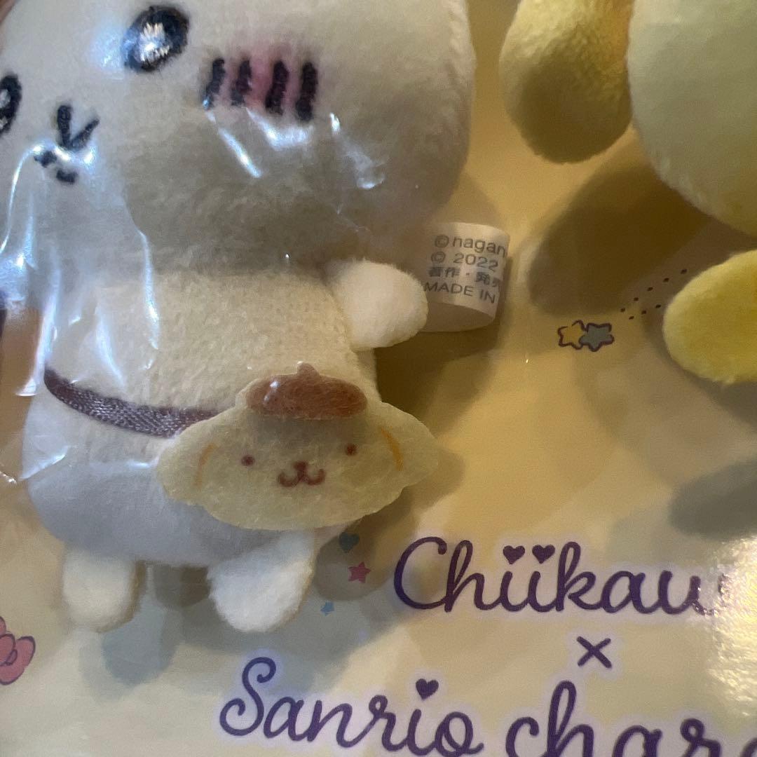 ちいかわサンリオコラボ　ポムポムプリンうさぎブローチ