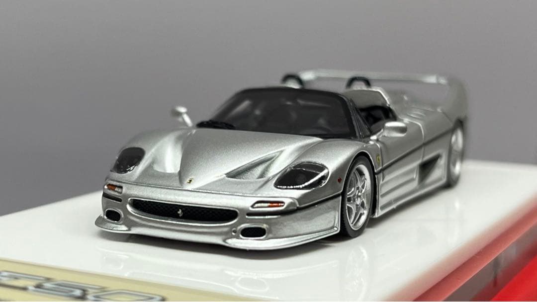 dmh 1/64 フェラーリF50 銀