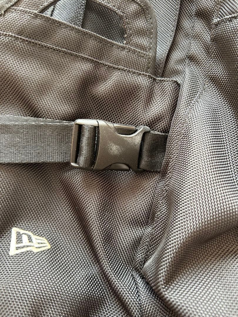 NEWERAリュック35L