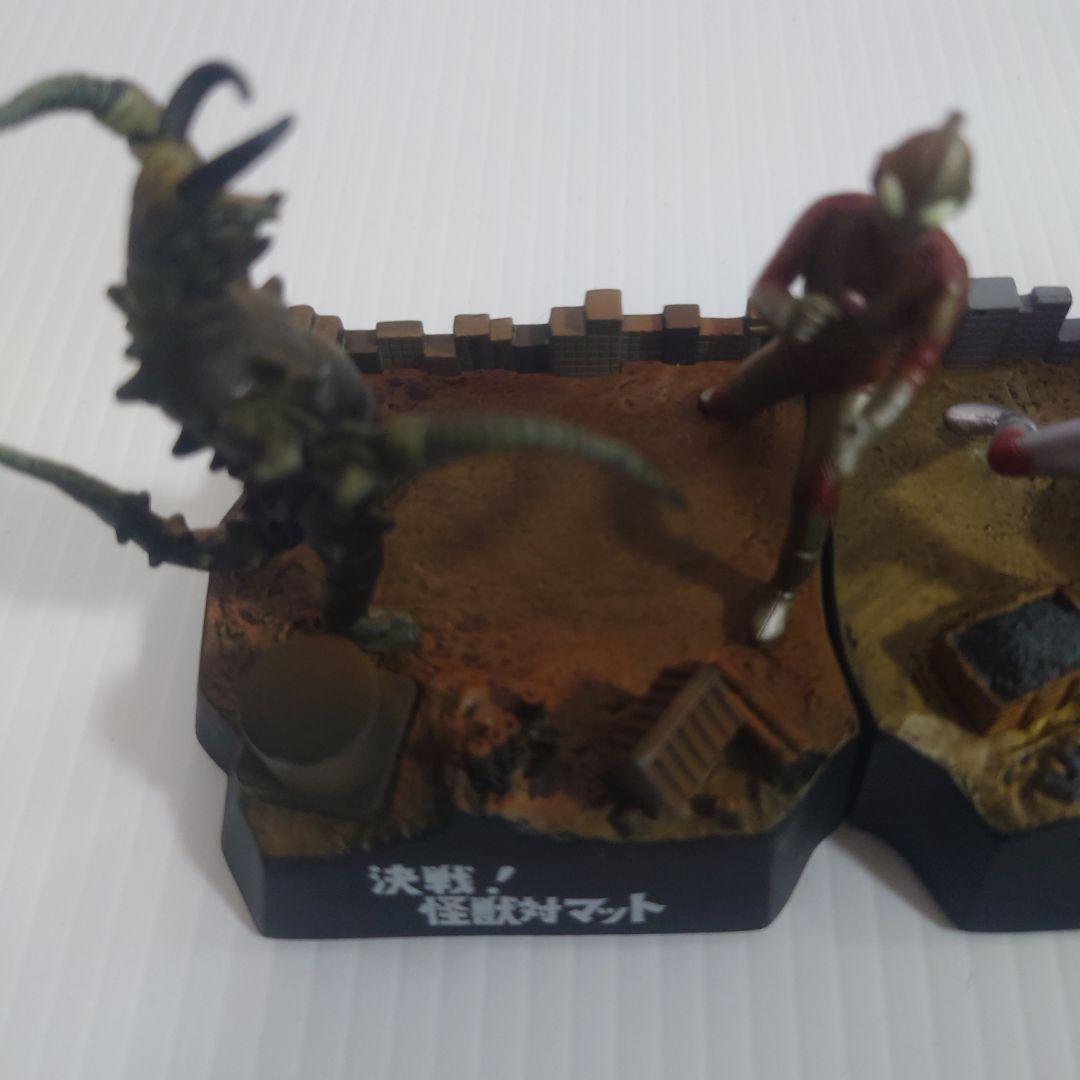 ウルトラ怪獣戯画シリーズ　決戦怪獣対マット　二大怪獣東京を襲撃
