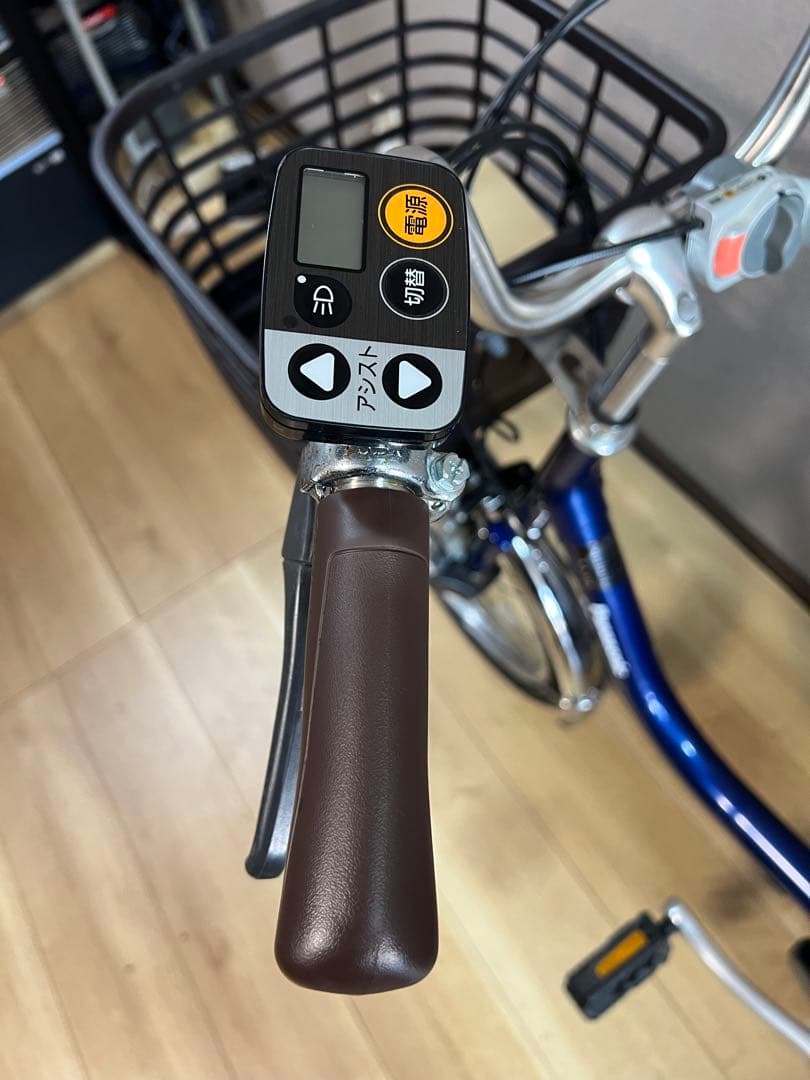 ほぼ新品 パナソニックの電動アシスト三輪自転車 バッテリー16.0Ah