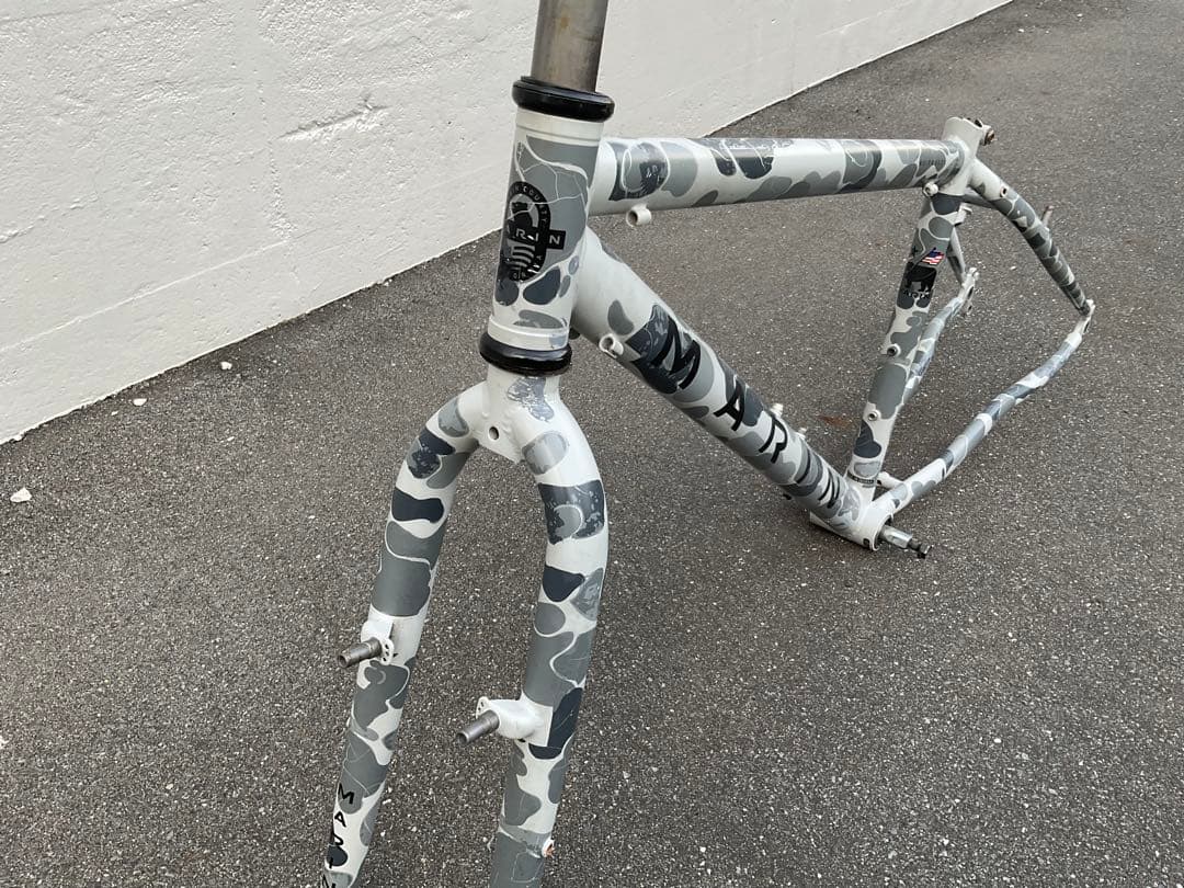 MARIN MUIRWOODS SE8 グレーカモフラージュ 自転車フレーム