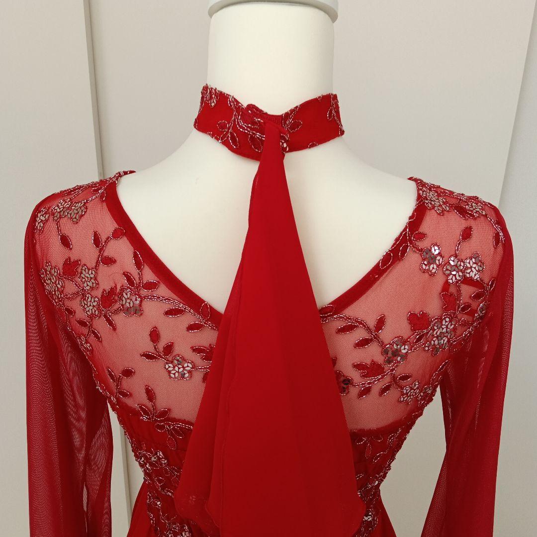 赤色 Vネック刺繍長袖ダンスドレス　Mサイズ【美品】
