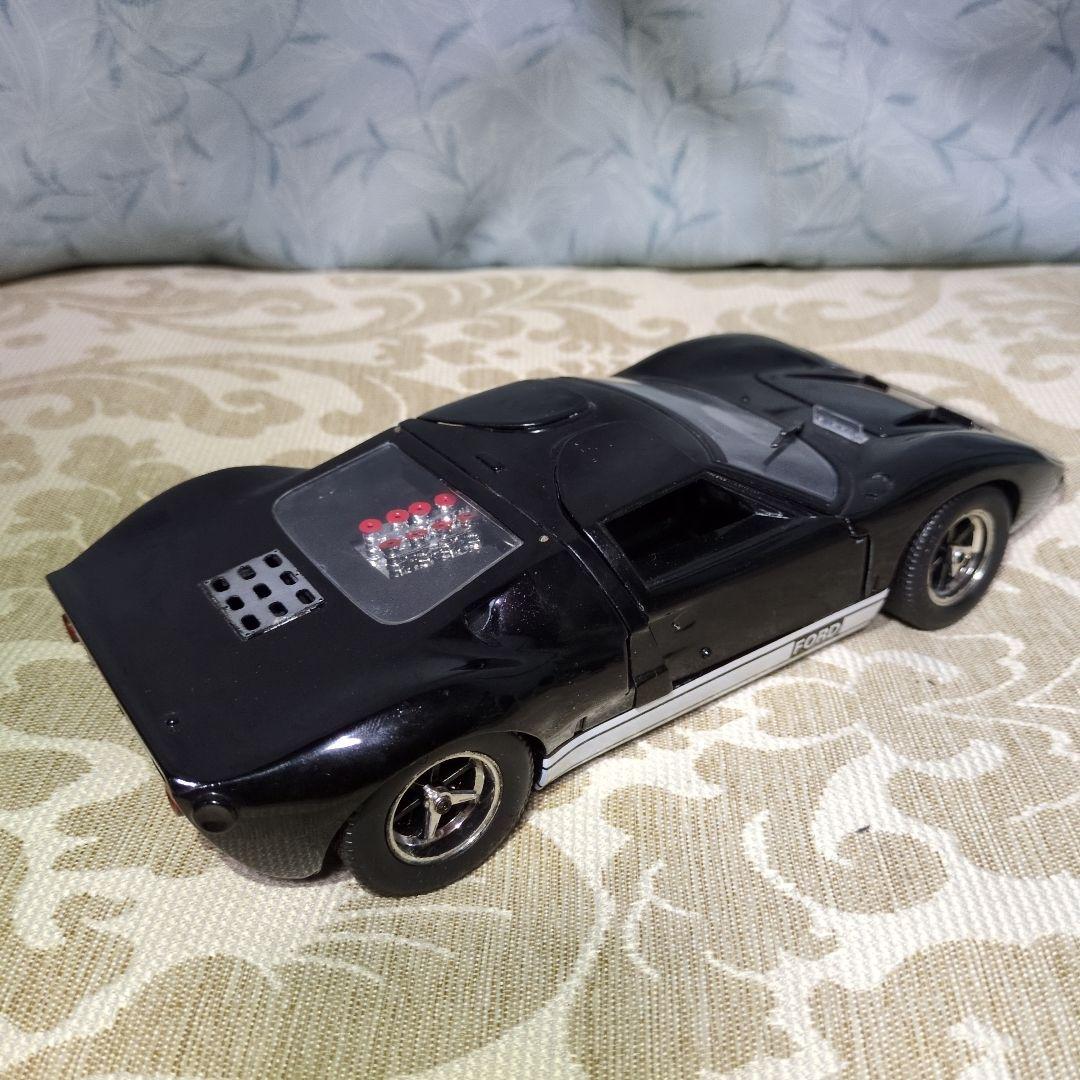 UNIVERSAL　HOBBIES FORD　GT40 中古品